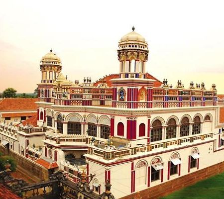 Chidambara Vilas - A Luxury Heritage Resort Kānādukāttān Exterior foto